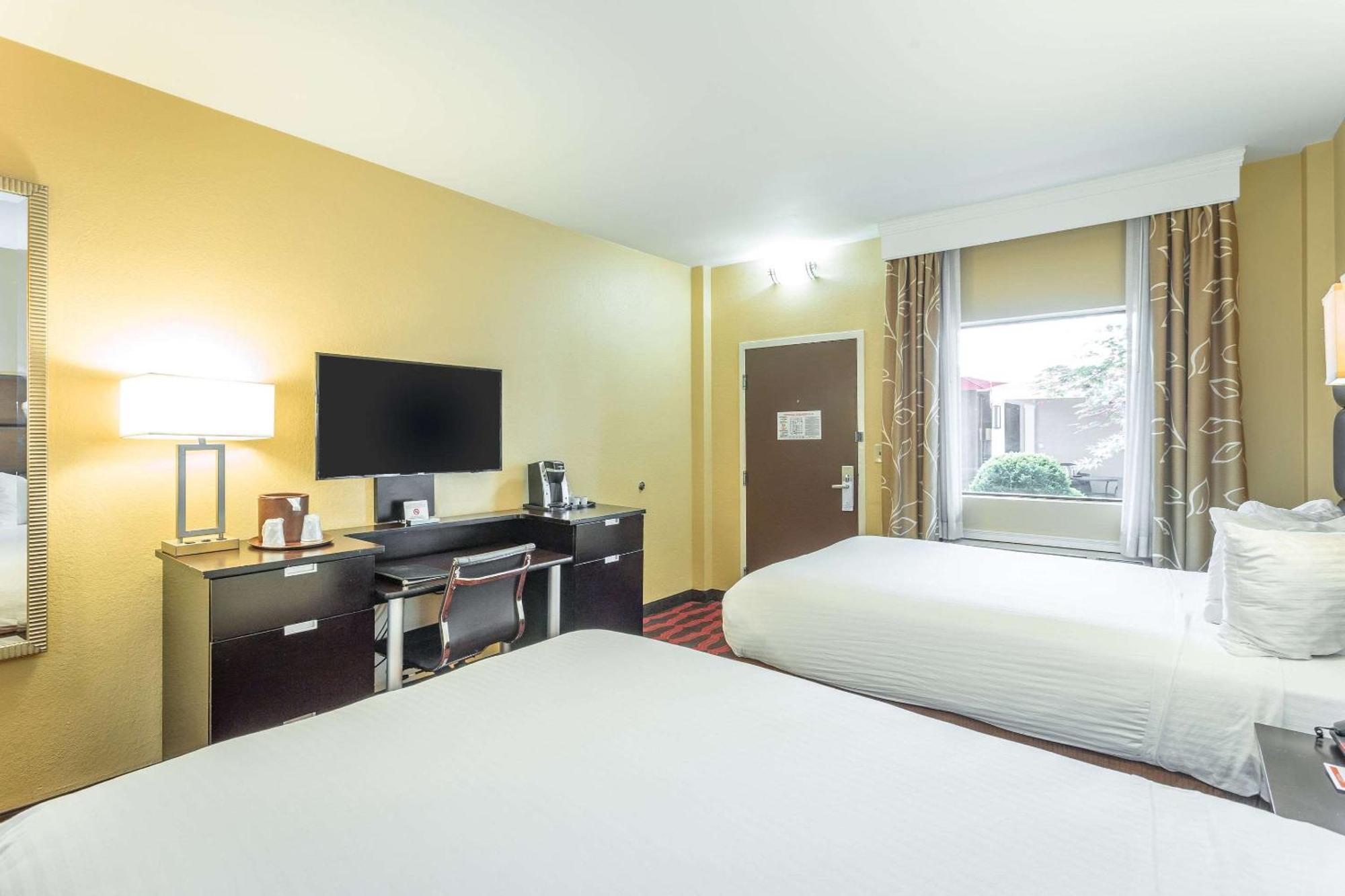 Inn At The Peachtrees, Ascend Hotel Collection Atlanta Eksteriør billede