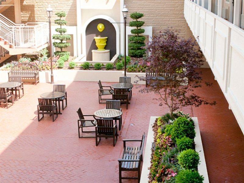 Inn At The Peachtrees, Ascend Hotel Collection Atlanta Eksteriør billede