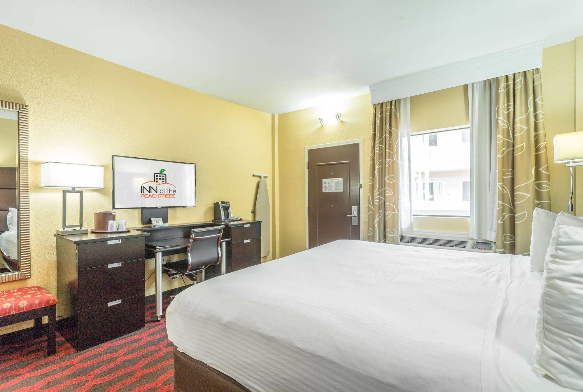 Inn At The Peachtrees, Ascend Hotel Collection Atlanta Eksteriør billede